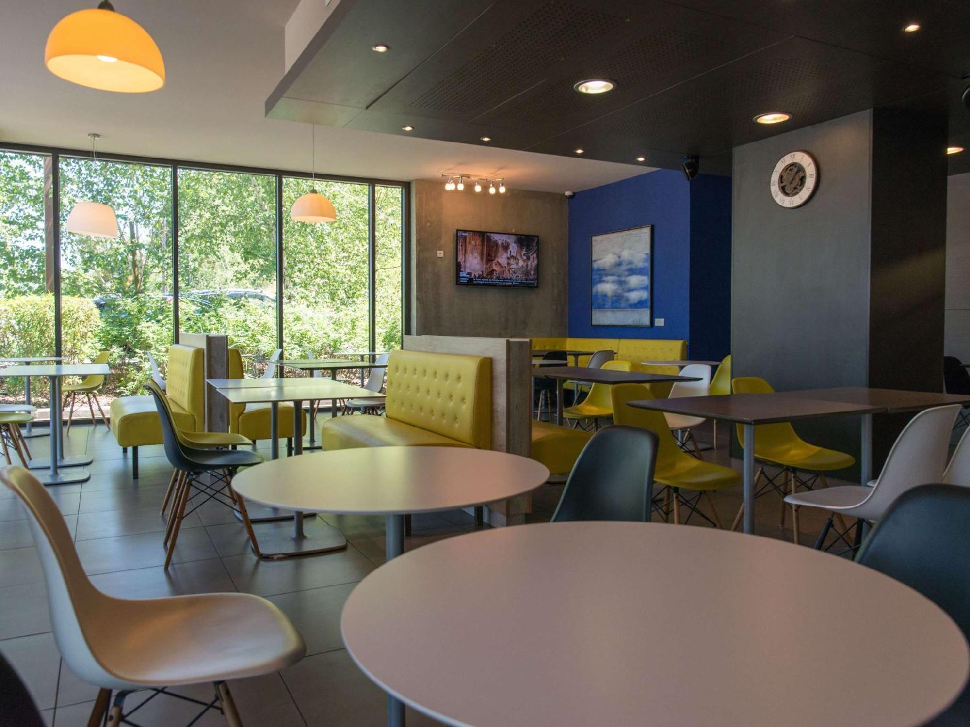 Ibis Budget Archamps Porte De Geneve Zewnętrze zdjęcie
